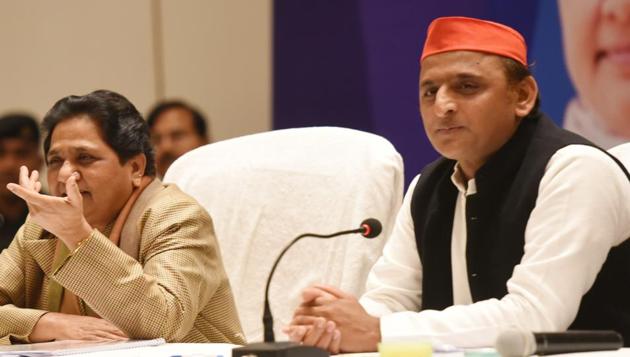 Bahujan Samaj Party (BSP) chief Mayawati and Samajwadi Party president Akhilesh Yadav during a joint press conference, in Lucknow, India. (Subhankar Chakraborty/HT PHOTO) Bahujan Samaj Party (BSP) chief Mayawati and Samajwadi Party president Akhilesh Yadav during a joint press conference, in Lucknow, India. (Subhankar Chakraborty/HT PHOTO)