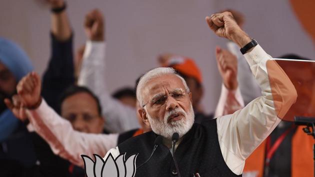 Exhorting the workers to fill up the form, PM Modi had said that their responses would help the party prepare for the impending elections. (Raj K Raj/HT Photo) Exhorting the workers to fill up the form, PM Modi had said that their responses would help the party prepare for the impending elections. (Raj K Raj/HT Photo)