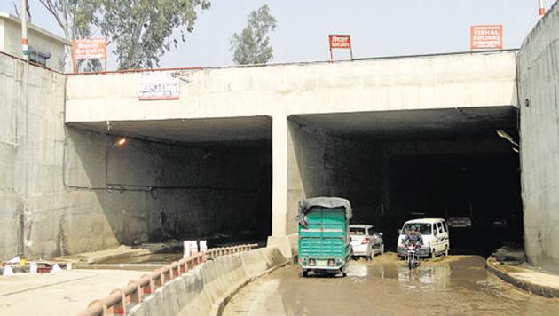 The MCD had constructed an underpass between Mundka and Rani Khera in 2013 to ease traffic on main road in west Delhi.(HT File) The MCD had constructed an underpass between Mundka and Rani Khera in 2013 to ease traffic on main road in west Delhi.(HT File)
