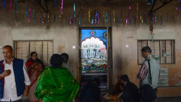Devotees worship inside a Ram temple. “Only a Hindu government can realise the temple dream,” said Shekhar, referring to Prime Minister Narendra Modi and his Bharatiya Janata Party (BJP). Modi is seeking a second term and Shekhar’s “temple dream” -- the construction of a Hindu shrine in the flashpoint city of Ayodhya -- could muscle its way onto the election campaign as it gets under way. (Sanjay Kanojia / AFP) Devotees worship inside a Ram temple. “Only a Hindu government can realise the temple dream,” said Shekhar, referring to Prime Minister Narendra Modi and his Bharatiya Janata Party (BJP). Modi is seeking a second term and Shekhar’s “temple dream” -- the construction of a Hindu shrine in the flashpoint city of Ayodhya -- could muscle its way onto the election campaign as it gets under way. (Sanjay Kanojia / AFP)