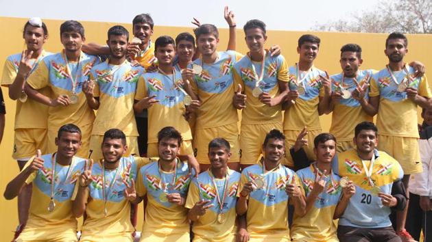 Haryana U-21 hockey players with their Gold medal at Khelo India Youth Games (HT PHOTO) Haryana U-21 hockey players with their Gold medal at Khelo India Youth Games (HT PHOTO)