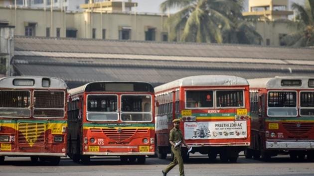 BEST buses parked at Wadala bus depot, Mumbai, on Tuesday, January 15, 2019.(Kunal Patil / Hindustan Times)