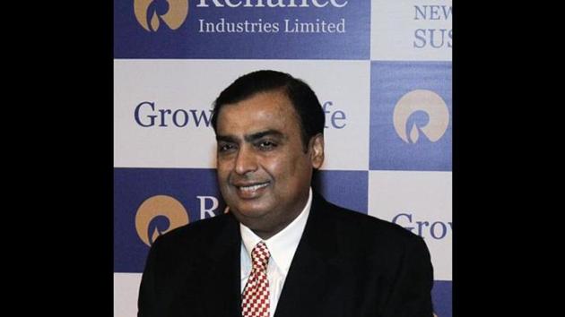 Mukesh Ambani's RIL will begin commercial operations of its 4G telecom services by December 2015 and plans to invest <span class='webrupee'>₹</span>2 lakh crore in oil business.(Reuters)
