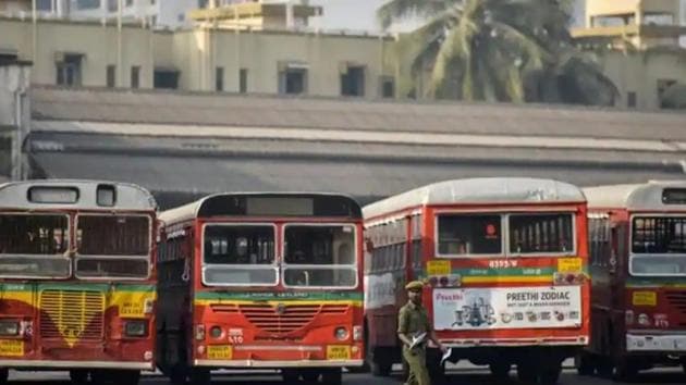 The administration presented BEST’s budget for 2019-20 with an estimated loss of ₹769 crore. (HT FILE) The administration presented BEST’s budget for 2019-20 with an estimated loss of ₹769 crore. (HT FILE)