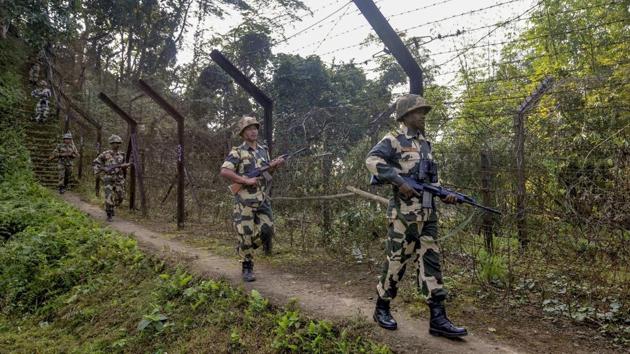 As many as 31 Rohingya were stranded between the border fence and the International Border with Bangladesh in Tripura for the last 48 hours, the Border Security Force officials said on Sunday.(PTI File Photo)