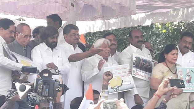 All India Congress Committee Members Protest against Bhartiya Janta Party and Amit Shah in Bengaluru.(ANI Photo)