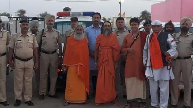 According to police, 260 seers from different parts of the country have been provided gunners at the ongoing Kumbh Mela.(HT Photo)