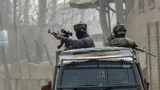 An encounter has broken out between militants and security forces in Zinpanchal,Chari Sharief, in Jammu and Kashmir’s Budgam district. (PTI File Photo) An encounter has broken out between militants and security forces in Zinpanchal,Chari Sharief, in Jammu and Kashmir’s Budgam district. (PTI File Photo)