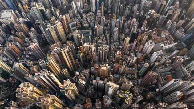 Hong Kong, which is made up of more than 260 islands, plus the Kowloon peninsula and New Territories which stretch up to mainland China, is now home to more than seven million people. There are districts such as Causeway Bay and Quarry Bay on Hong Kong island, and Mong Kok and Yau Ma Tei in Kowloon that seem suffocatingly busy. (Dale de la Rey / AFP) Hong Kong, which is made up of more than 260 islands, plus the Kowloon peninsula and New Territories which stretch up to mainland China, is now home to more than seven million people. There are districts such as Causeway Bay and Quarry Bay on Hong Kong island, and Mong Kok and Yau Ma Tei in Kowloon that seem suffocatingly busy. (Dale de la Rey / AFP)