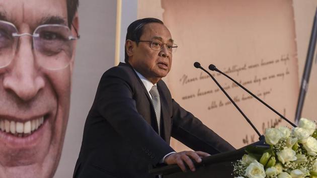 Chief Justice Ranjan Gogoi has recused himself from hearing a plea challenging M Nageswara Rao’s appointment as interim director of the Central Bureau of Investigation (CBI).(PTI)