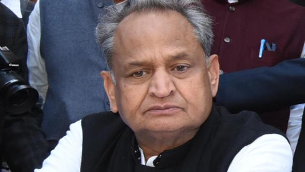 Rajasthan CM Ashok Gehlot held a review meeting of the department officials on Sunday, January 20, 2019. (HT Photo) Rajasthan CM Ashok Gehlot held a review meeting of the department officials on Sunday, January 20, 2019. (HT Photo)