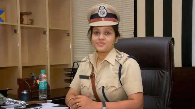 D Roopa Moudgil, who exposed the alleged VIP treatment being given to AIADMK leader VK Sasikala in Parappana Agrahara Central jail.(PTI File Photo)