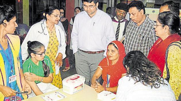 File photo of a measles-rubella vaccination programme.(HT File)