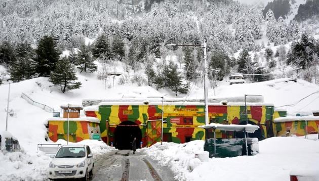 On Tuesday, the Jammu-Srinagar highway was closed following landslides and snowfall and reports of an avalanche hitting the highway in the Jawahar Tunnel area. Traffic department officials said that the landslides have hit the strategic highway at places in the Ramban district, including Digdol, Panthal, Magarkote and Khoni Nallah. (ANI) On Tuesday, the Jammu-Srinagar highway was closed following landslides and snowfall and reports of an avalanche hitting the highway in the Jawahar Tunnel area. Traffic department officials said that the landslides have hit the strategic highway at places in the Ramban district, including Digdol, Panthal, Magarkote and Khoni Nallah. (ANI)