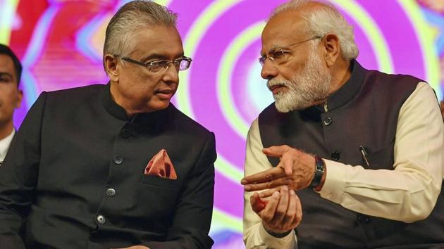 Prime Minister Narendra Modi and chief guest Prime Minister of Mauritius Pravind Kumar Jugnauth during the inauguration of 15th Pravasi Bharatiya Divas Convention 2019 in Varanasi.(PTI file photo)