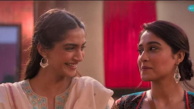 Sonam Kapoor and Regina Cassandra in a still from Ek Ladki Ko Dekha Toh Aisa Laga.