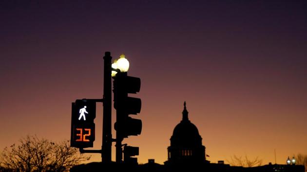 The US Capitol is pictured on day 32 of a partial government shutdown as it becomes the longest in US history, in Washington. (Carlos Barria / REUTERS) The US Capitol is pictured on day 32 of a partial government shutdown as it becomes the longest in US history, in Washington. (Carlos Barria / REUTERS)