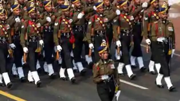 Lieutenant Bhavana Kasturi leads all-male Army Service Corps (ASC) contingent during the full dress rehearsal for the Republic Day Parade at Rajpath in New Delhi, Wednesday, Jan 23, 2019. Kasturi will be the first-ever lady officer to lead an all-male contingent in the Republic Day parade.(PTI)