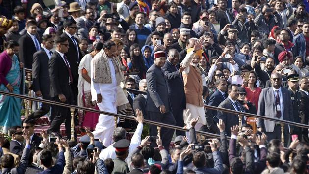 South African President Cyril Ramaphosa (C) was the chief guest at the parade, which was presided by the president of India, Ram Nath Kovind. Ramphosa’s presence at the event was significant as India is celebrating 150th birth anniversary of the father of the nation, who had spent 21 years in South Africa. (Raj K Raj / HT Photo) South African President Cyril Ramaphosa (C) was the chief guest at the parade, which was presided by the president of India, Ram Nath Kovind. Ramphosa’s presence at the event was significant as India is celebrating 150th birth anniversary of the father of the nation, who had spent 21 years in South Africa. (Raj K Raj / HT Photo)