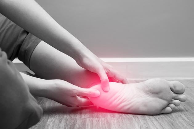 The pain of Plantar fascilitis can be worse in the morning or when standing for too long.(Shutterstock)