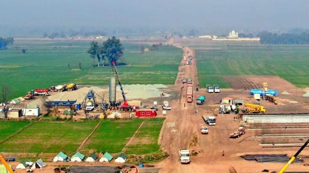 Indian High Commissioner to Pakistan Ajay Bisaria has said that the two sides were in contact on the Kartarpur corridor issue and that New Delhi has already appointed a focal person for the purpose.(File Photo) Indian High Commissioner to Pakistan Ajay Bisaria has said that the two sides were in contact on the Kartarpur corridor issue and that New Delhi has already appointed a focal person for the purpose.(File Photo)