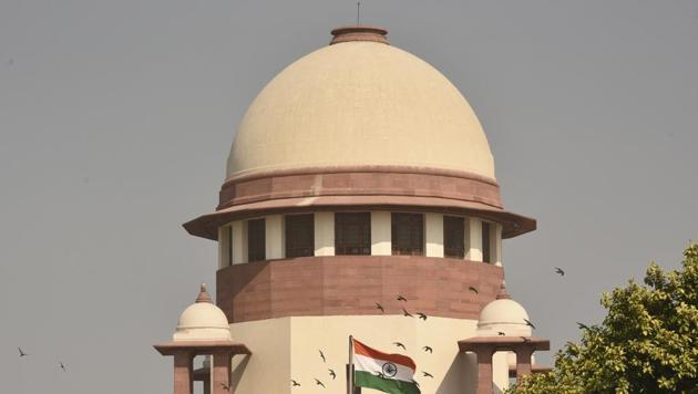 The Supreme Court on Sunday announced that the hearing in the Ayodhya title suit case on Tuesday has been cancelled as one of the judges on the five-judge constitution bench is unavailable (File Photo)(HT PHOTO)