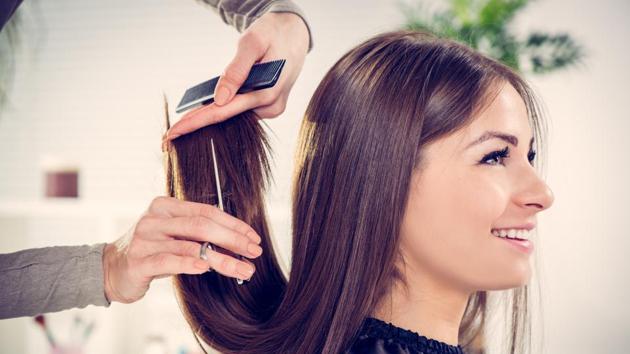 On the one hand the barbers would get an additional income from the waste and on the other hand this would check the practice of throwing waste hair on roadside(Getty Images/iStockphoto)