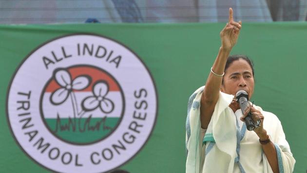 West Bengal chief minister Mamata Banerjee has said that she does not prefer to write her surname as she believes that one should be known by their work and not by their surname, which is a connotation of caste. (AFP) West Bengal chief minister Mamata Banerjee has said that she does not prefer to write her surname as she believes that one should be known by their work and not by their surname, which is a connotation of caste. (AFP)