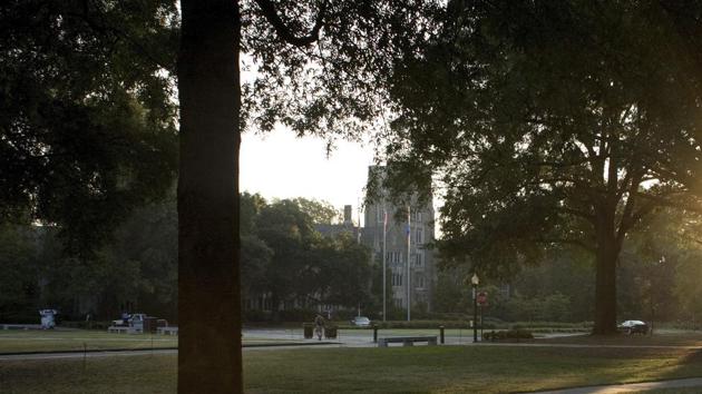 The controversy erupted after screenshots of the professor’s email to students went viral online.(Jeremy M. Lange/NYT)