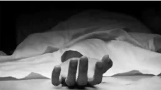 Swati Soni, a student of the Delhi University, was founding hanging from the ceiling fan of her PG room in Sector 27 late Sunday night, they said. (HT File Photo) Swati Soni, a student of the Delhi University, was founding hanging from the ceiling fan of her PG room in Sector 27 late Sunday night, they said. (HT File Photo)