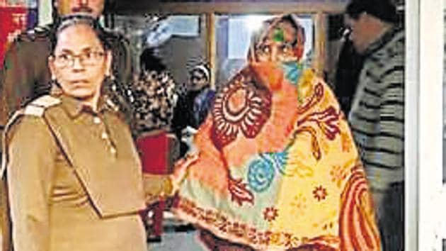 Police said they suspected the part-time masseuse (in photo) and her son of murdering the elderly couple in East of Kailash after they found discrepancies in their statements. (HT Photo) Police said they suspected the part-time masseuse (in photo) and her son of murdering the elderly couple in East of Kailash after they found discrepancies in their statements. (HT Photo)