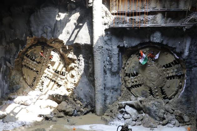 Twin tunnels were completed between Nayanagar launching shaft and the proposed Dadar station on Thursday. (HT PHOTO) Twin tunnels were completed between Nayanagar launching shaft and the proposed Dadar station on Thursday. (HT PHOTO)