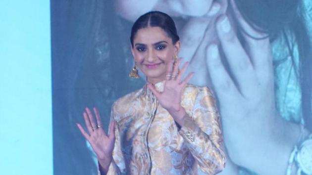 Actors Sonam Kapoor Ahuja during a press conference to promote her upcoming film Ek Ladki Ko Dekha Toh Aisa Laga in Mumbai. (IANS)(IANS) Actors Sonam Kapoor Ahuja during a press conference to promote her upcoming film Ek Ladki Ko Dekha Toh Aisa Laga in Mumbai. (IANS)(IANS)