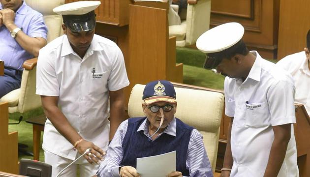 Goa Chief Minister Manohar Parrikar, who presented the budget in the Goa assembly in Panaji on Wednesday, will go to New Delhi today for a check-up at AIIMS (File Photo)(PTI)