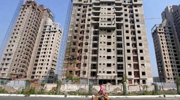 The government announced that capital gains of up to <span class='webrupee'>?</span>2 crore could be rolled over for investment in two housing units from the current one unit only. It also exempted tax on notional rent on a second self-occupied house.(PTI/ Representative Image)