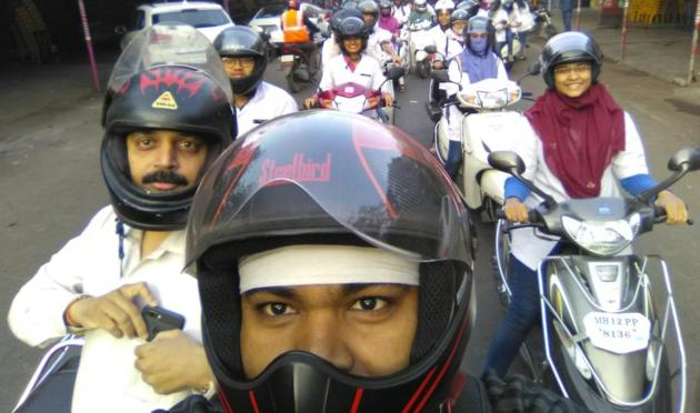 Citizen activists and road safety crusaders have appreciated the efficacy of the helmet drive launched by the Pune police one month ago. (PHOTO FRO REPRESENTATION PURPOSE) Citizen activists and road safety crusaders have appreciated the efficacy of the helmet drive launched by the Pune police one month ago. (PHOTO FRO REPRESENTATION PURPOSE)