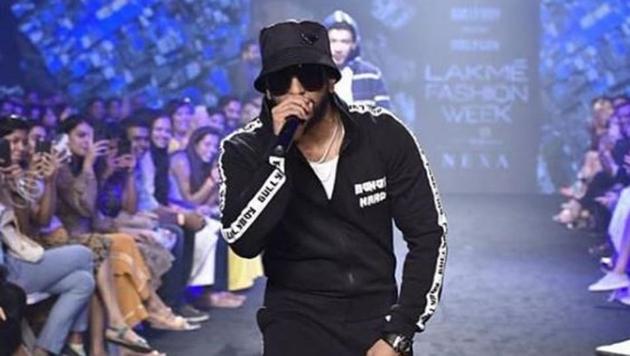 Ranveer Singh performs live at Lakme Fashion Week.