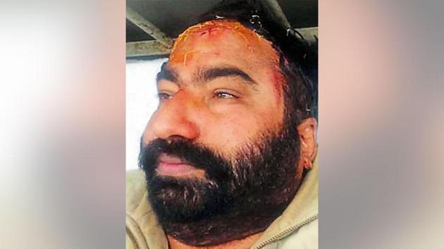 The victim, ASI Jassa Singh, was rushed to the hospital and is now out of danger. (HT Photo) The victim, ASI Jassa Singh, was rushed to the hospital and is now out of danger. (HT Photo)