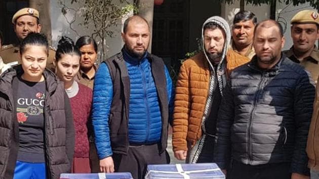 The five suspects in police custody. (HT Photo) The five suspects in police custody. (HT Photo)