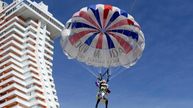 Two unidentified persons reportedly landed on a parachute in neighbouring Navi Mumbai’s Ghansoli area, prompting a probe by various agencies including police and the Maharashtra ATS. (AFP/REPRESENTATIVE IMAGE) Two unidentified persons reportedly landed on a parachute in neighbouring Navi Mumbai’s Ghansoli area, prompting a probe by various agencies including police and the Maharashtra ATS. (AFP/REPRESENTATIVE IMAGE)
