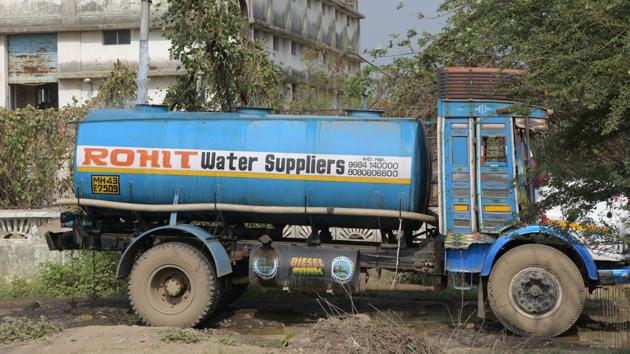 The Noida authority will supply water through tankers on call in areas where residents face problems for the period when supply of Ganga water is stopped. (HT File/ Photo used for representational purpose) The Noida authority will supply water through tankers on call in areas where residents face problems for the period when supply of Ganga water is stopped. (HT File/ Photo used for representational purpose)