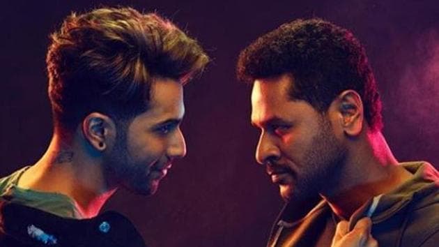 Hero Prabhu Deva Hd Xxx Videos - Varun Dhawan and Prabhu Deva have a face-off in new Street Dancer pic. See  it here | Bollywood - Hindustan Times