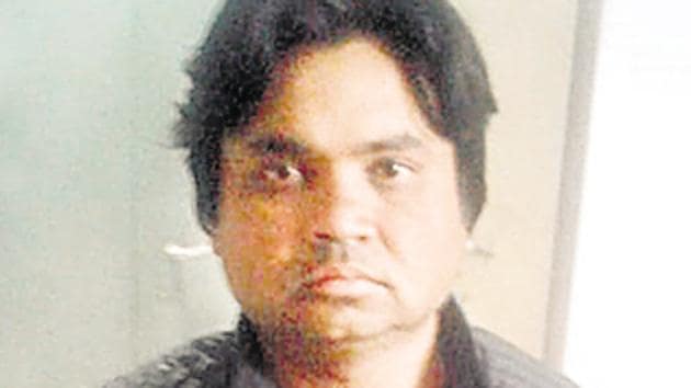 A resident of south Delhi, the accused Manish completed his BCom from a top DU college a decade ago. He is currently jobless. (HT Photo) A resident of south Delhi, the accused Manish completed his BCom from a top DU college a decade ago. He is currently jobless. (HT Photo)