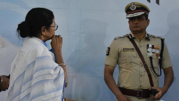 Kolkata, India - Feb. 4, 2019: Rajeev Kumar, Kolkata Police Commissioner with West Bengal Chief Minister Mamata Banerjee during West Bengal and Kolkata Police award ceremony beside the dharna stage of the later against BJP led Central government at Esplanade in Kolkata, India, on Monday, February 4, 2019.(Arijit Sen/HT Photo)