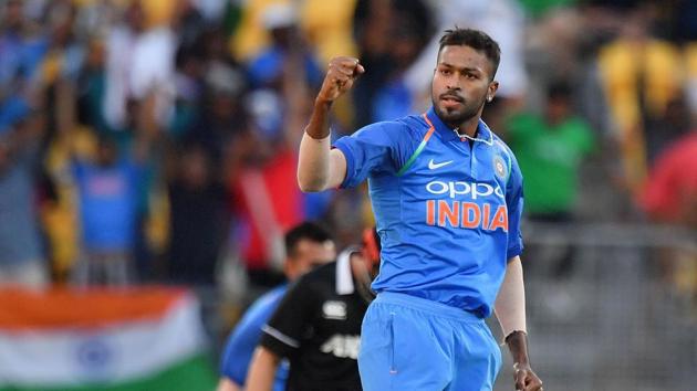Hardik Pandya celebrates after bowling out New Zealand's Ross Taylor during the fifth one-day international.(AFP)