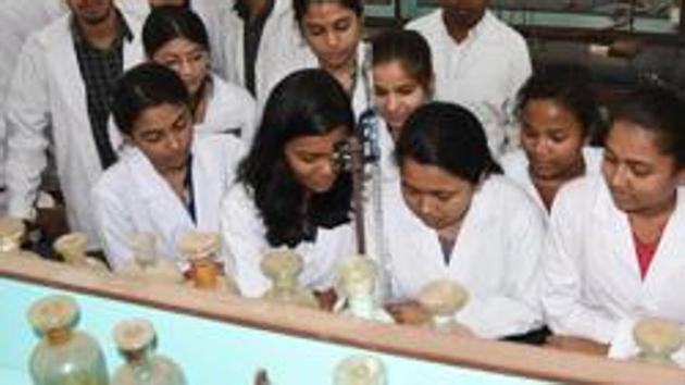 Lawmakers in US want fair treatment for Indian students -(Photo by Manoj Kumar/Hindustan Times/Representative Image)(HT Photo) Lawmakers in US want fair treatment for Indian students -(Photo by Manoj Kumar/Hindustan Times/Representative Image)(HT Photo)