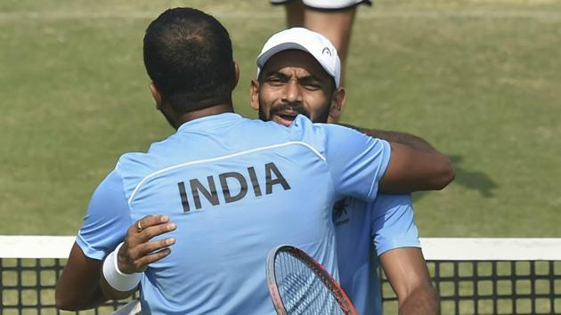 The winner of the tie between India and Pakistan will move to the World Group Qualifiers.(AP)