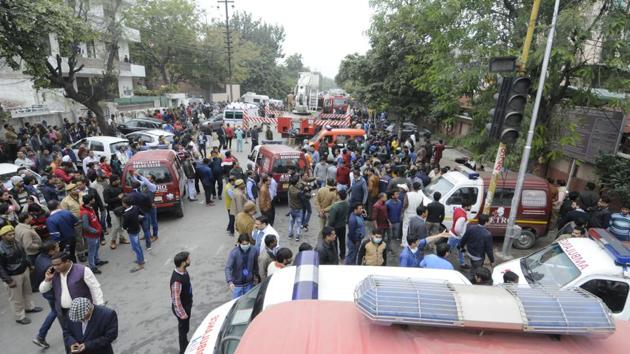 A fire broke out in Metro Hospitals and Heart Institute in Noida. Police and hospital staff evacuated scores of patients after the fire broke out around 11:30 am on the third floor of the hospital at the corner of a busy intersection in Noida Sector 12. Patients were shifted to another unit of the hospital at Sector 11, around 500 metres away. (Sunil Ghosh / HT Photo) A fire broke out in Metro Hospitals and Heart Institute in Noida. Police and hospital staff evacuated scores of patients after the fire broke out around 11:30 am on the third floor of the hospital at the corner of a busy intersection in Noida Sector 12. Patients were shifted to another unit of the hospital at Sector 11, around 500 metres away. (Sunil Ghosh / HT Photo)