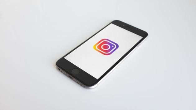 Instagram is clamping down on images related to self-injury(Unsplash)