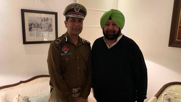 Chief Minister Captain Amarinder Singh meets with new DGP of Punjab Dinkar Gupta, Chandigarh on Thursday, Feb 7, 2019.(ANI)